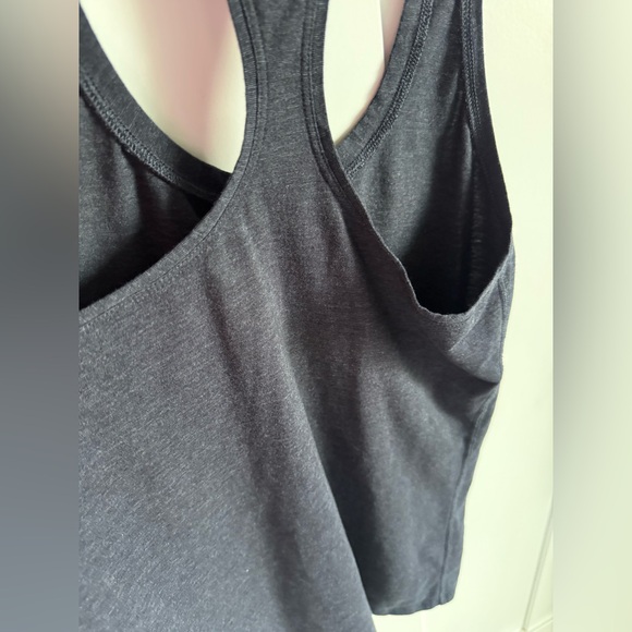 Lululemon Yogi Racerback IV - Picture 8 of 8